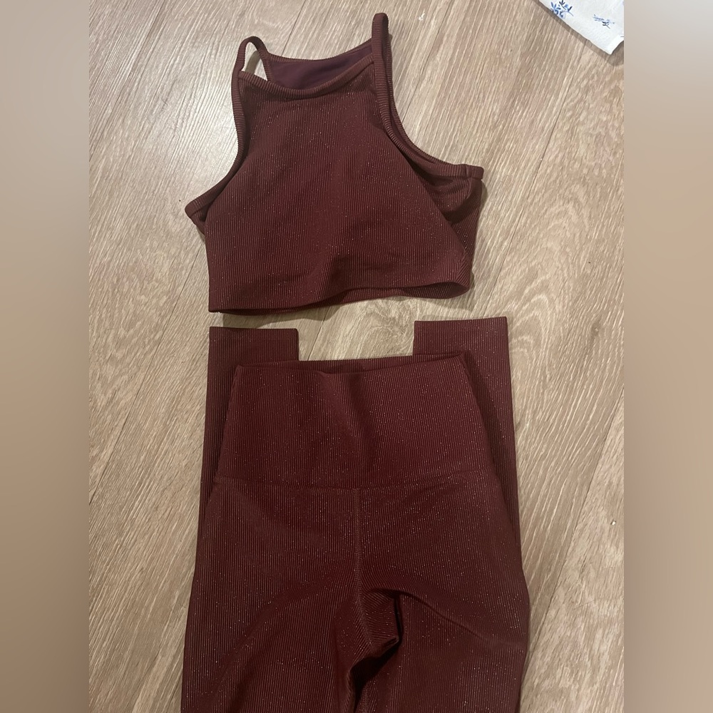 Sparkly Maroon Beach Riot Active Set